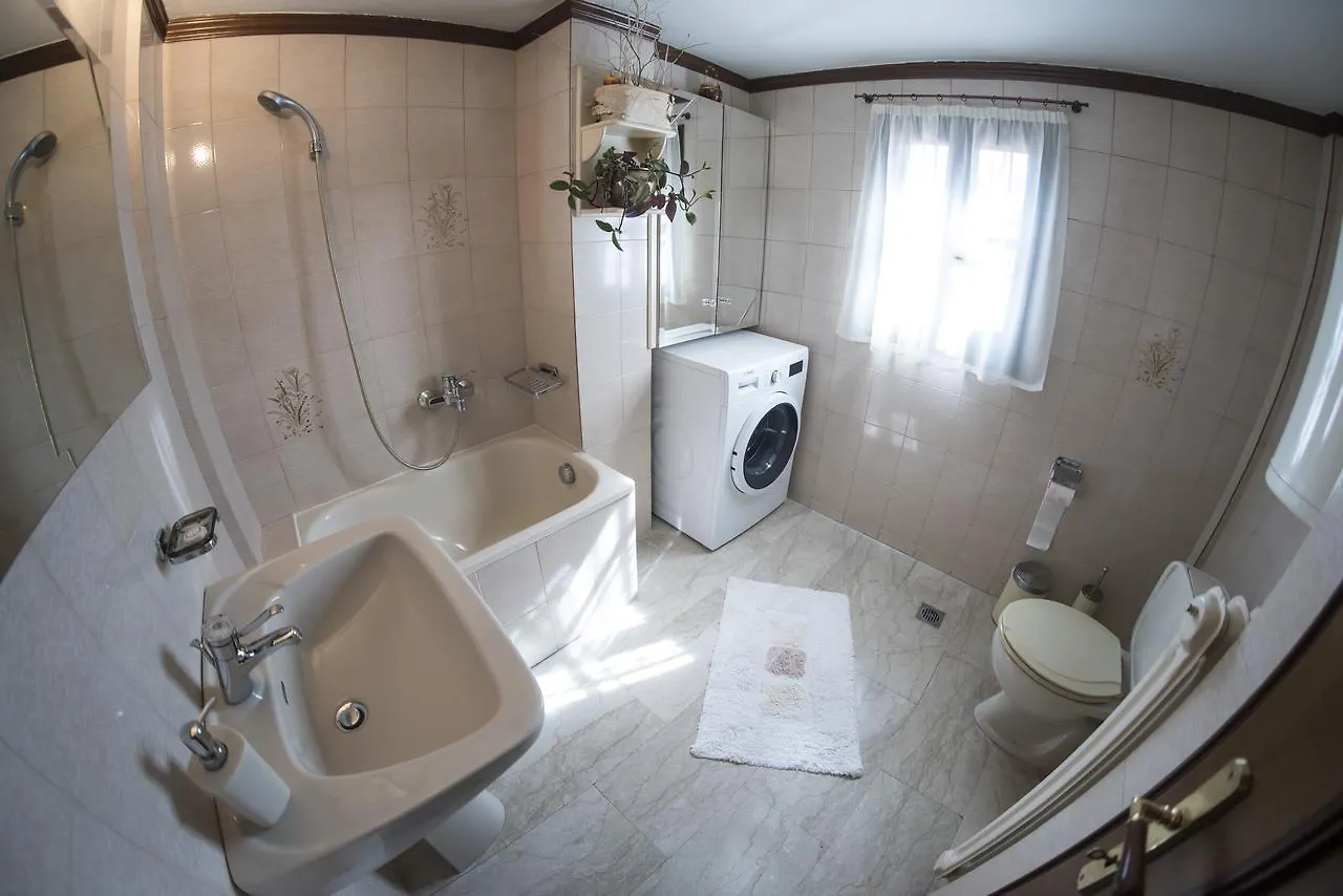 Traditional House In Ano Poli Hotell Thessaloníki Grekland