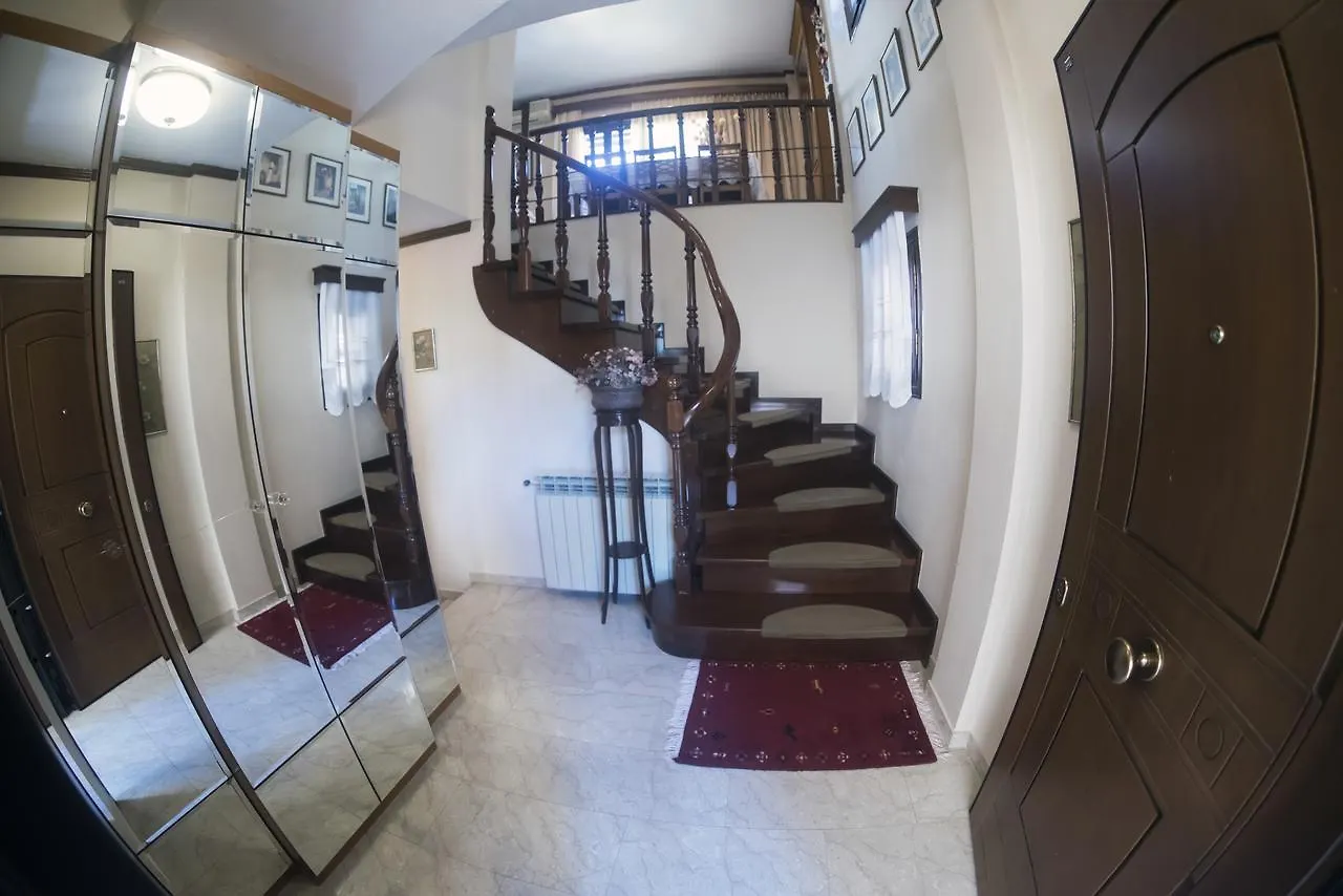 Villa Traditional House In Ano Poli Hotell Thessaloníki